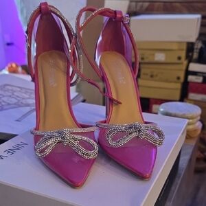 Shoe Dazzle Pink Heels with Rhinestone Bow